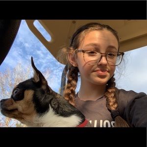 Meet your Posher, Avery